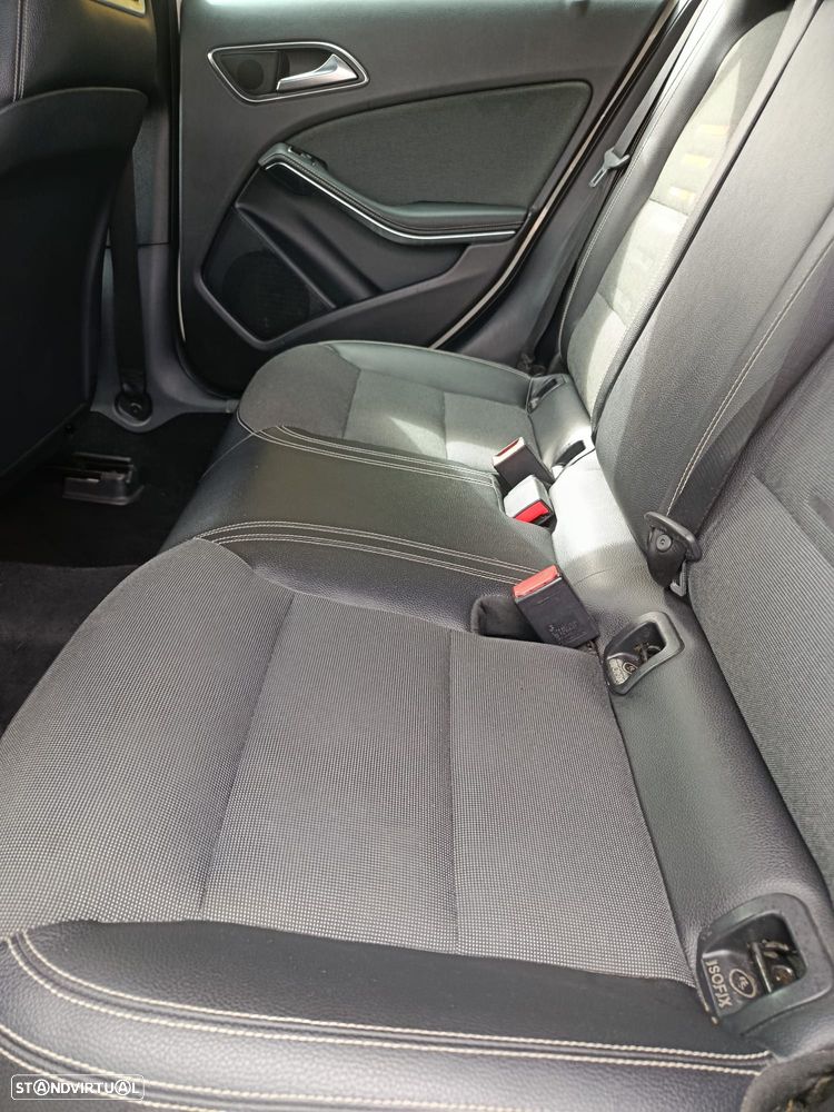 Mercedes-Benz A 180 CDi BE Urban - 16