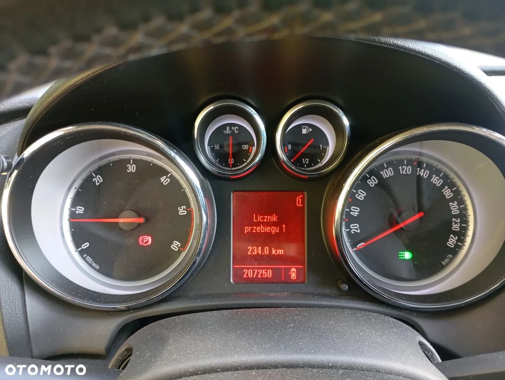 Opel Astra 1.7 CDTI - 12