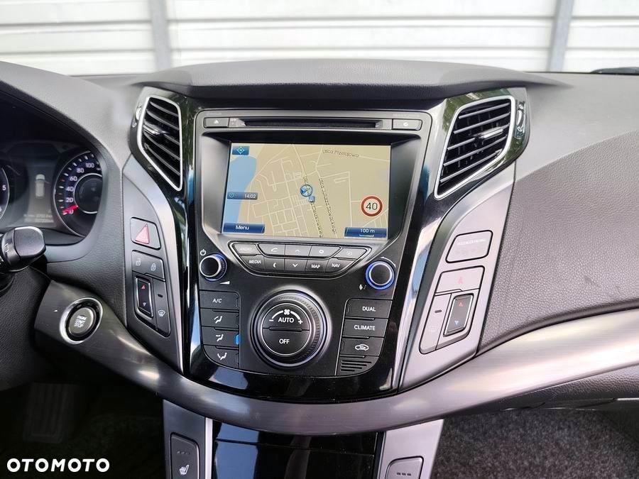 Hyundai i40 1.7 CRDi Automatik Premium - 24