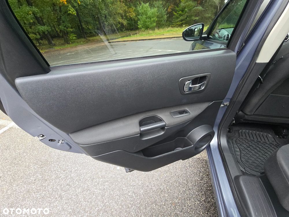 Nissan Qashqai+2 2.0 Tekna Premium - 26