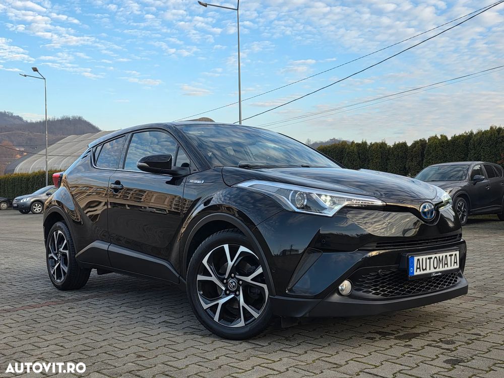 Toyota C-HR Hybrid Club - 2
