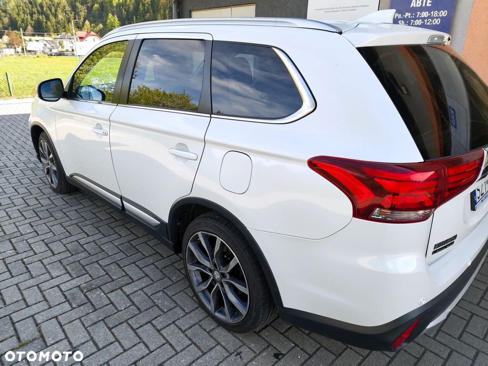 Mitsubishi Outlander 2.0 4WD CVT Diamant Edition+ - 12