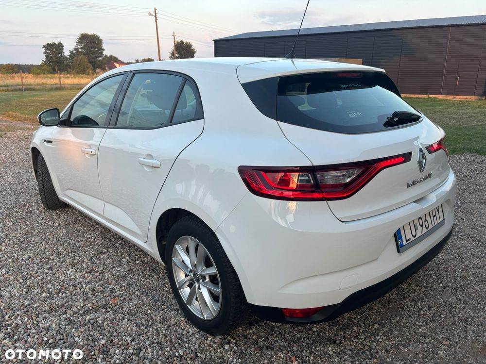 Renault Megane - 11
