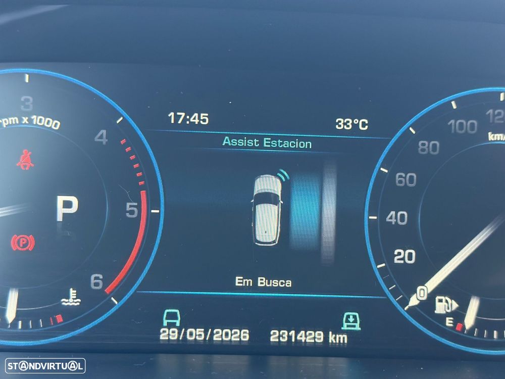 Land Rover Range Rover 4.4 SDV8 Vogue - 26