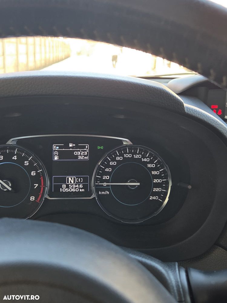 Subaru Forester 2.0i CVT Exclusive ES - 9