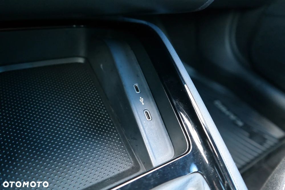 Skoda Kamiq 1.5 TSI Monte Carlo DSG - 32