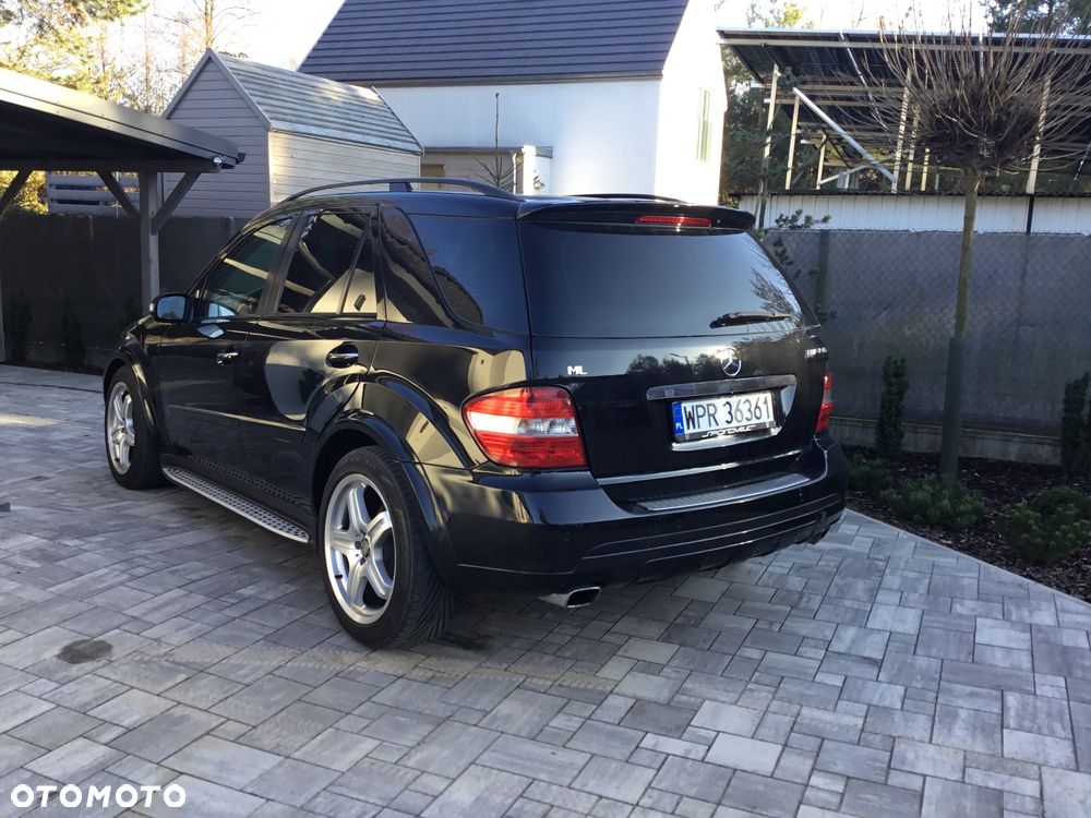 Mercedes-Benz ML - 4