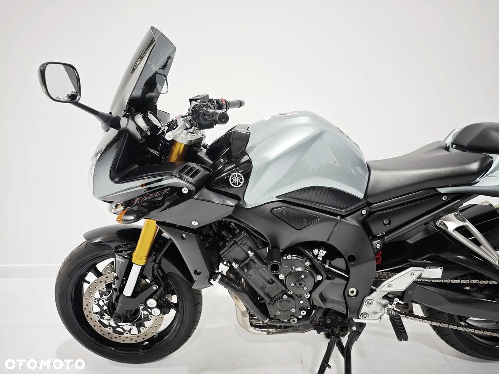 Yamaha FZ - 17