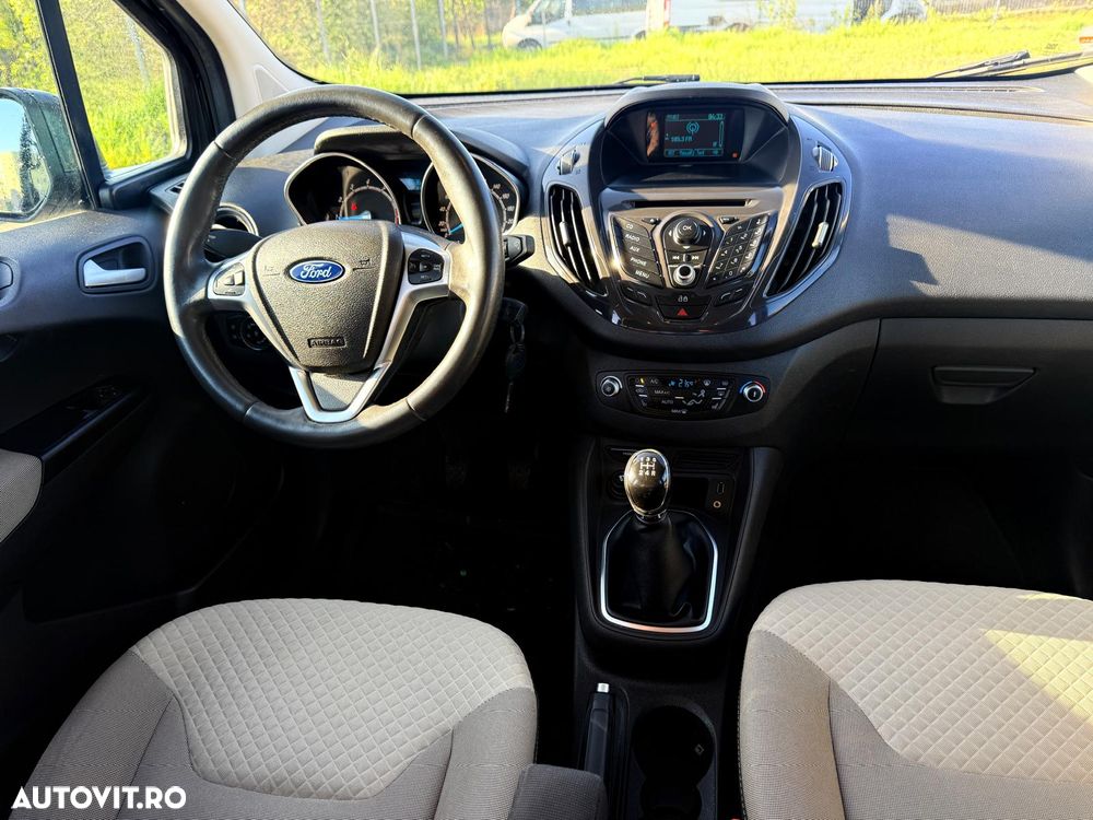 Ford Tourneo Courier - 5