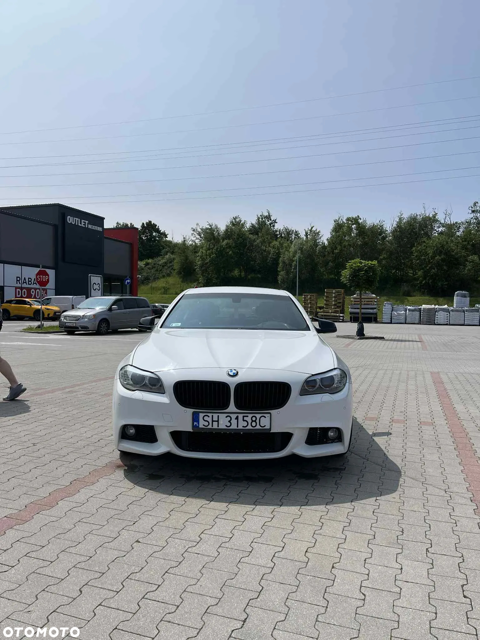 BMW Seria 5 528i xDrive - 6