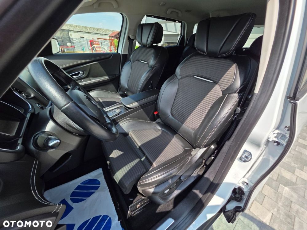 Renault Scenic - 12