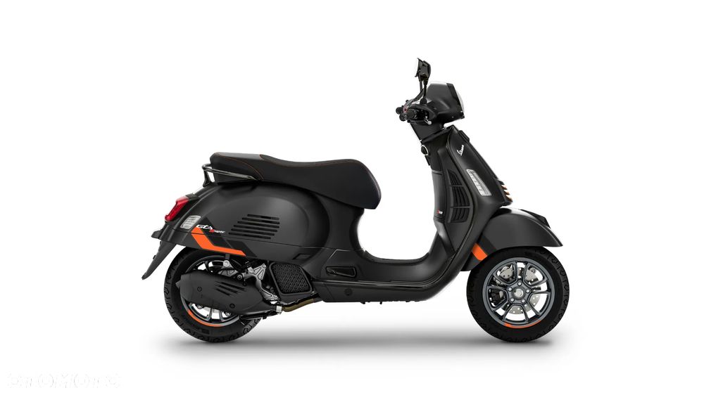 Vespa GTS - 5