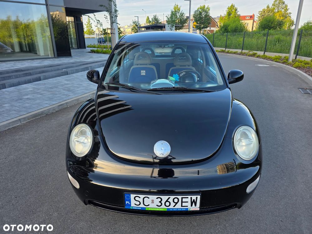 Volkswagen New Beetle - 12