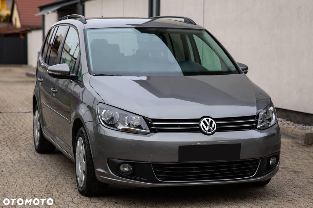 Volkswagen Touran 1.6 TDI DPF BlueMotion Technology STYLE - 2