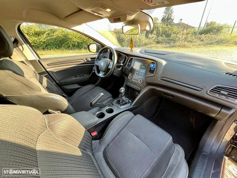 Renault Mégane ENERGY dCi 110 INTENS - 11