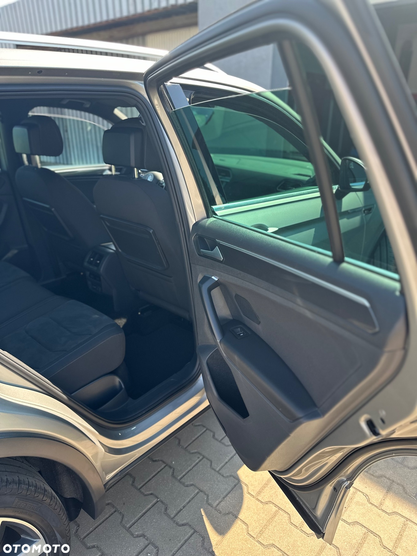 Volkswagen Tiguan 2.0 TDI SCR 4MOTION (BlueMotion Techn.) DSG Highline - 8