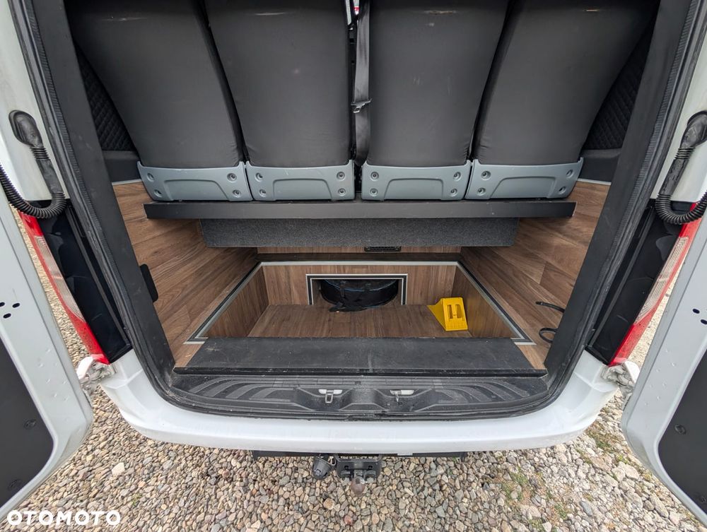 Mercedes-Benz Sprinter 519 - 7