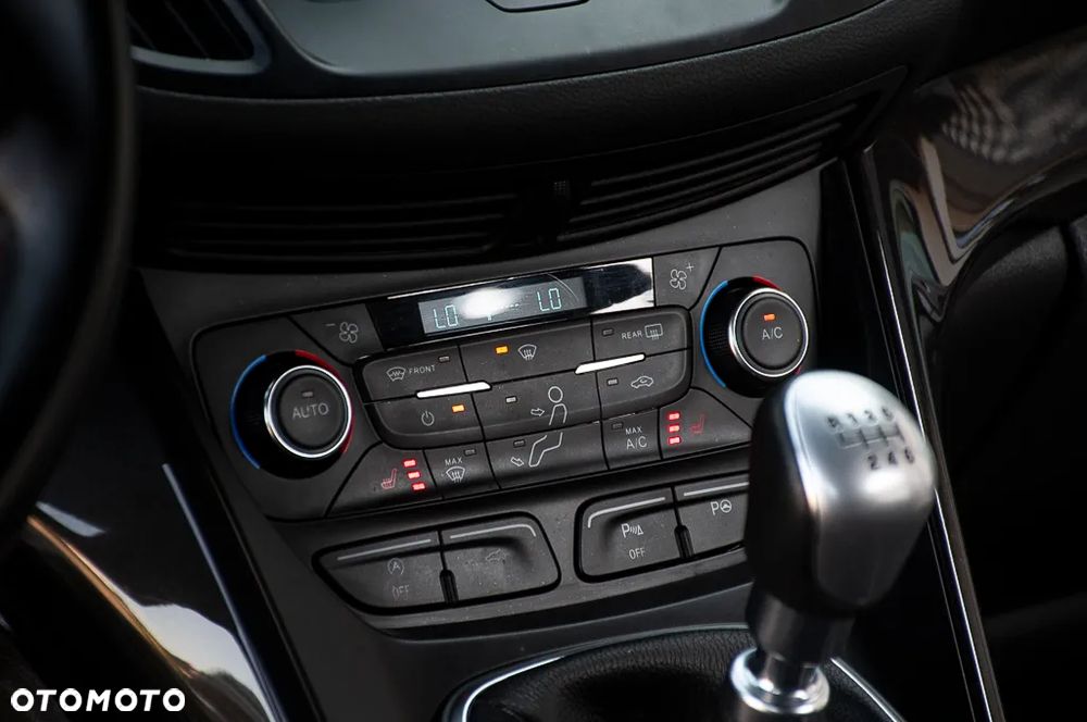 Ford Kuga 1.5 EcoBoost FWD ST-Line ASS MMT6 - 18