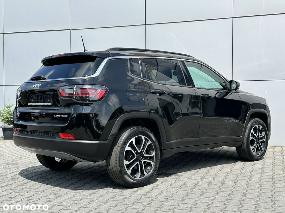 Jeep Compass - 10