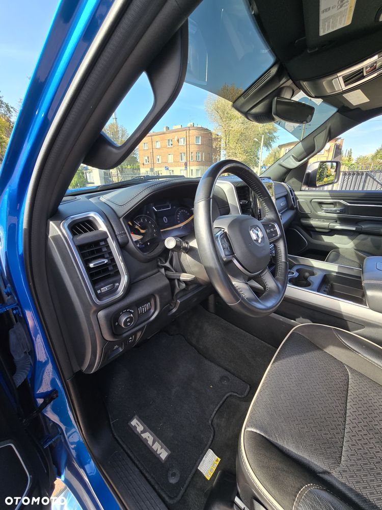 Dodge RAM 5.7 4x4 - 13