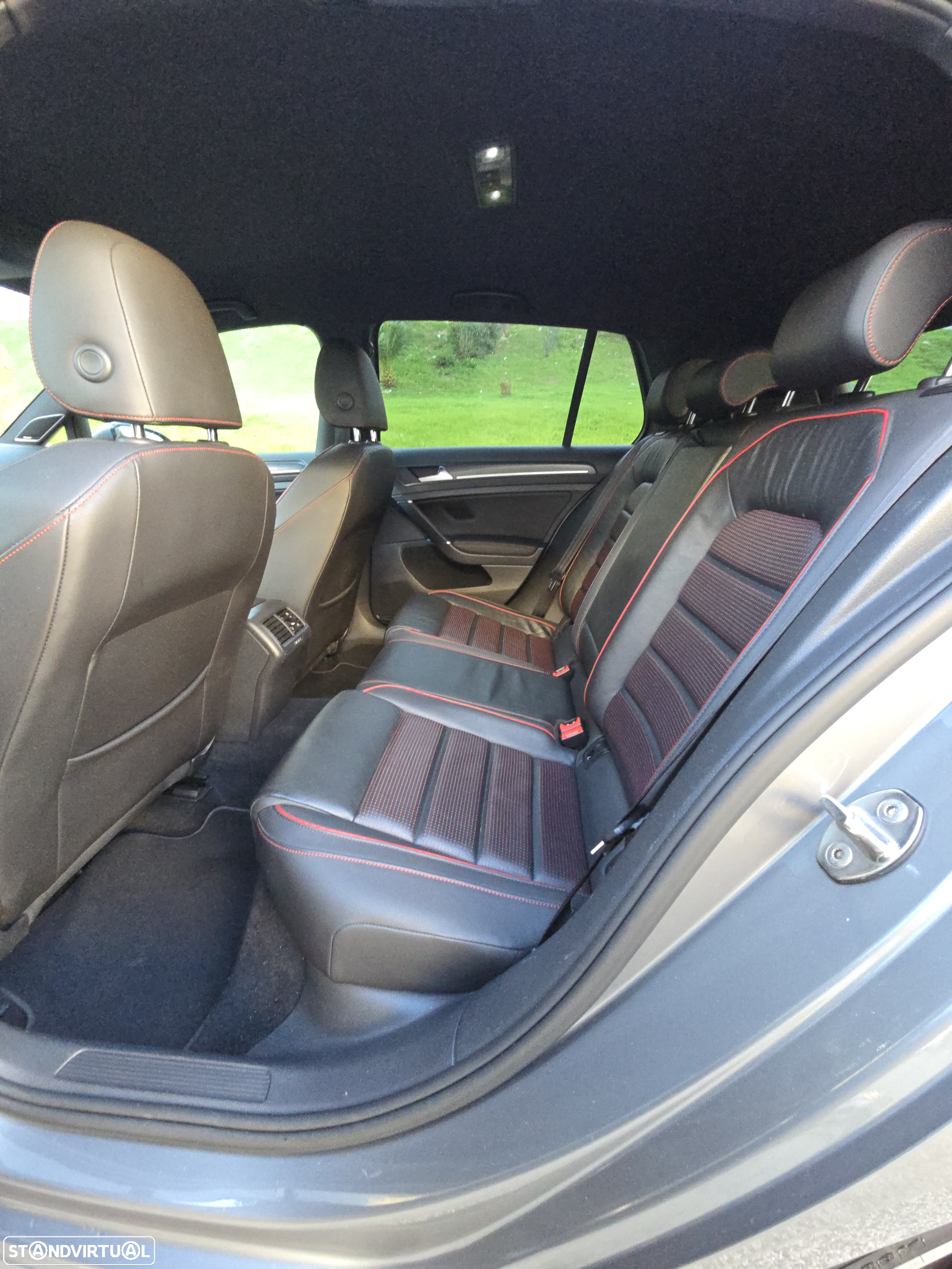 VW Golf 2.0 TSI GTI DSG Performance - 23