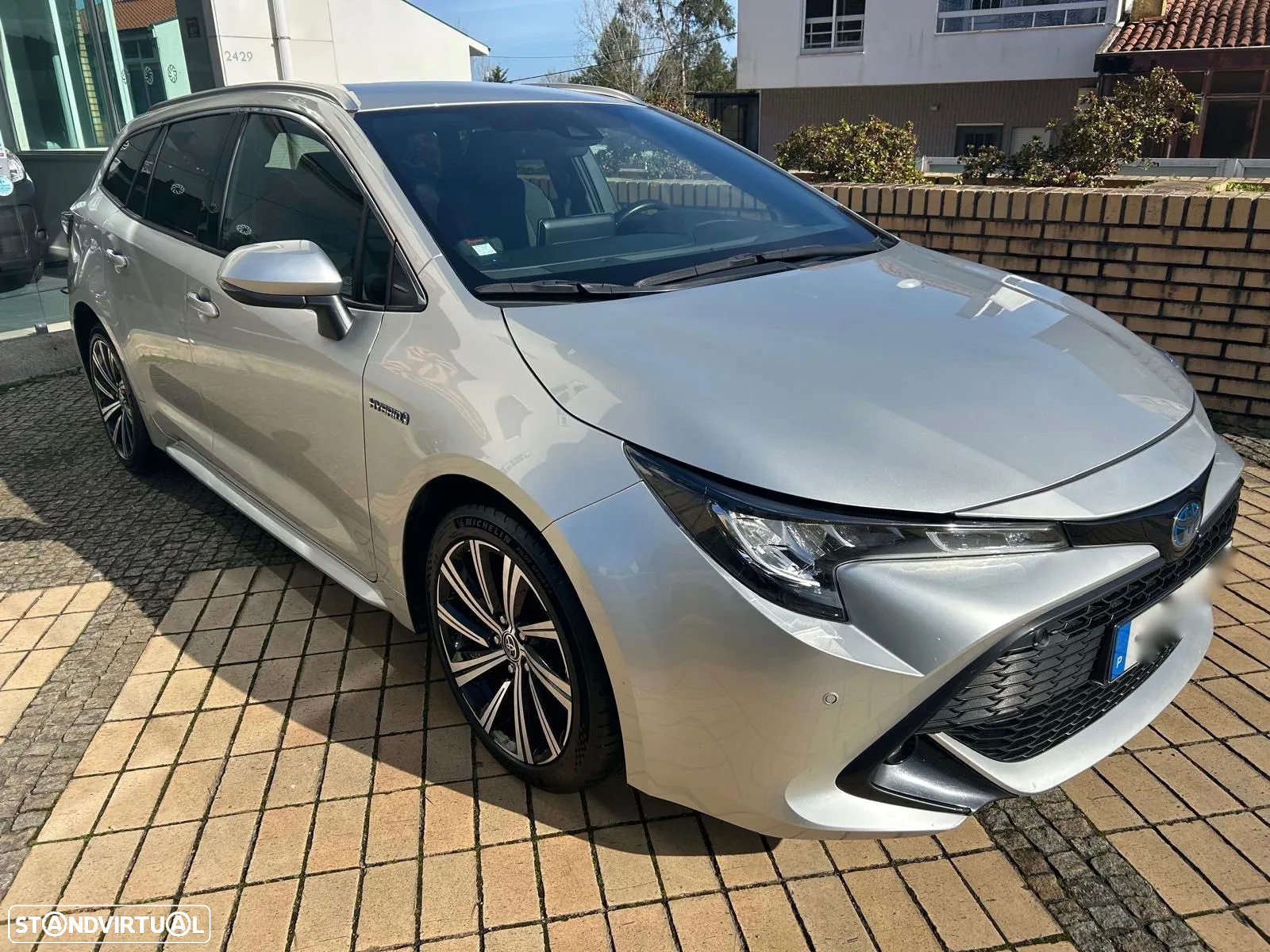 Toyota Corolla Touring Sports 1.8 Hybrid Comfort+P.Sport - 11