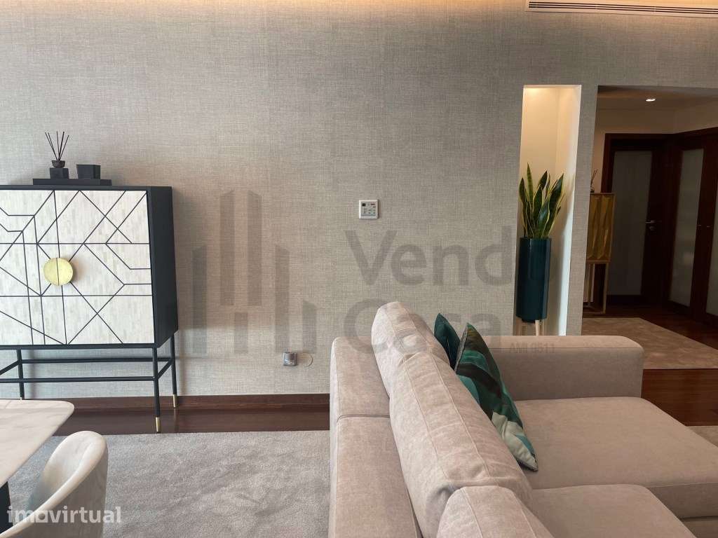 Vende-se T3 Luxo - Braga D. Diogo - Grande imagem: 4/48