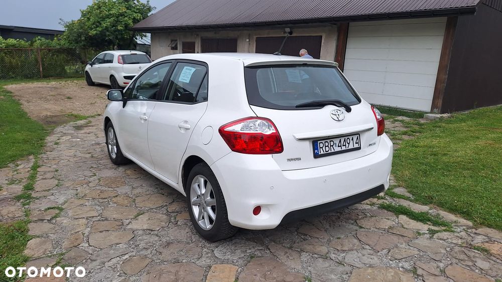 Toyota Auris - 5