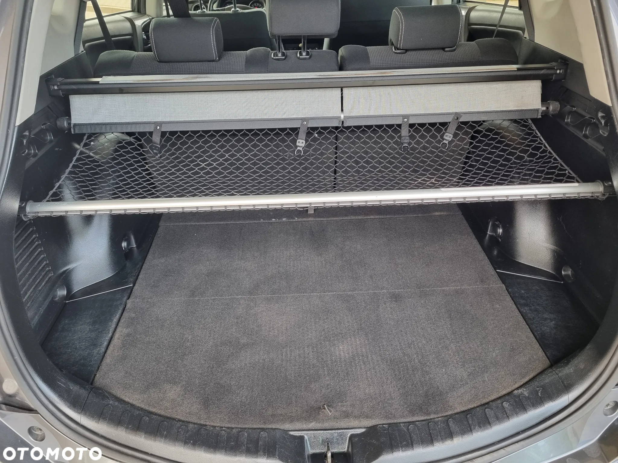 Toyota RAV4 2.0 D-4D Premium 4x2 - 16