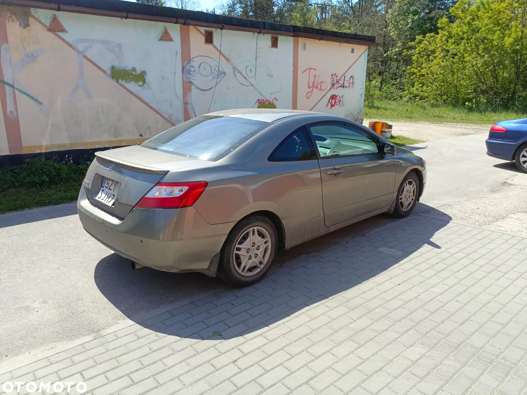 Honda Civic 1.8 LX Coupe - 6