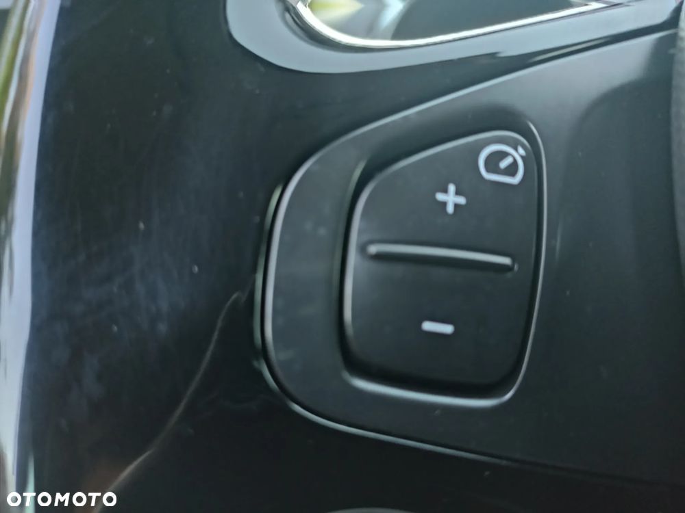 Renault Clio - 22