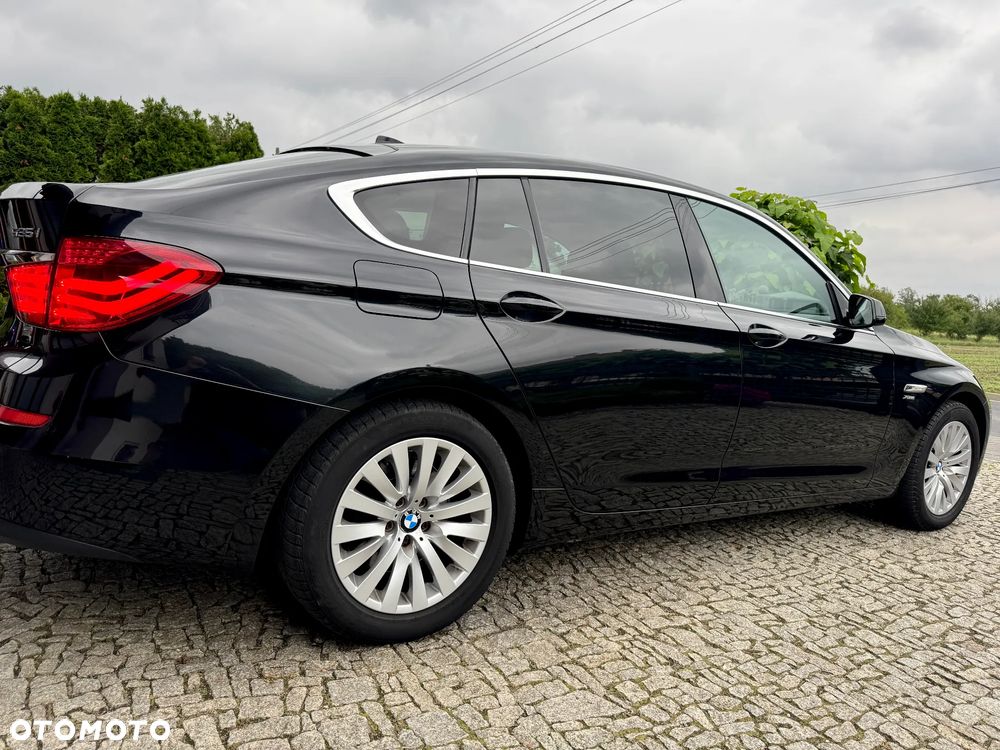 BMW 5GT 535i xDrive Gran Turismo - 12