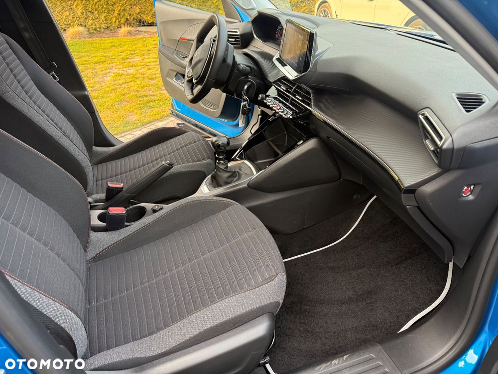 Peugeot 2008 PureTech 130 Active Pack - 12