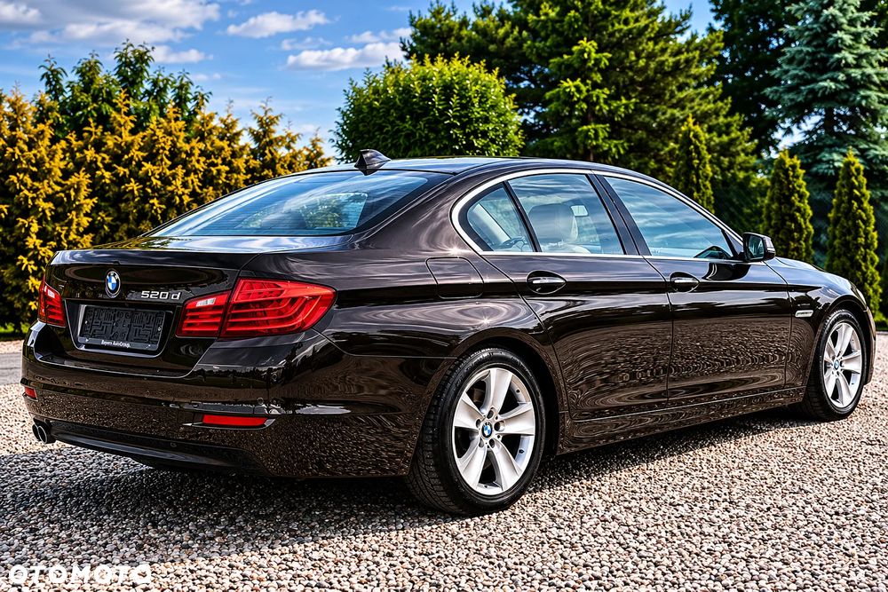 BMW Seria 5 520d Efficient Dynamics Edition Sport Line - 6