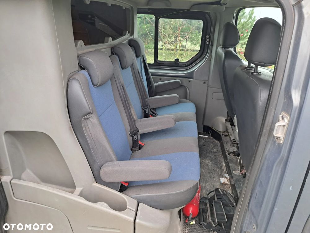 Renault TRAFIC - 12