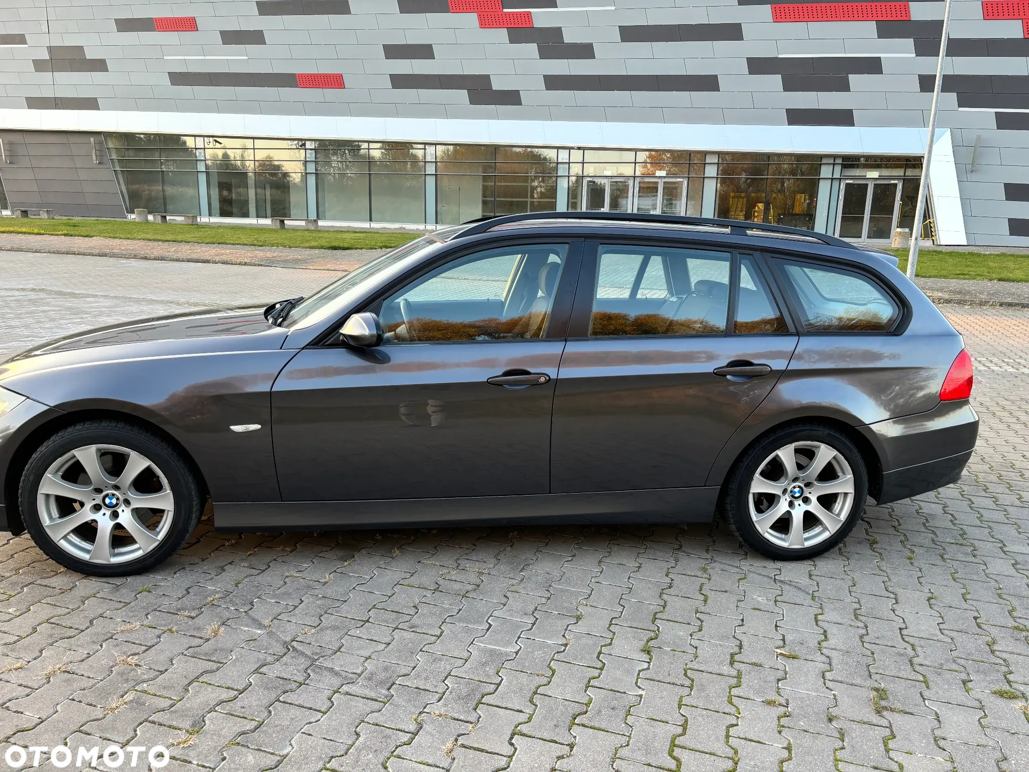 BMW Seria 3 318d - 8