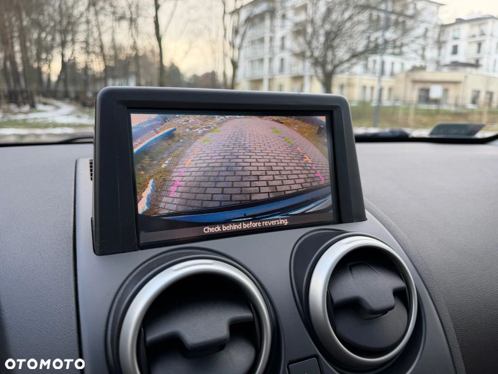 Nissan Qashqai 2.0 dCi 4x4 Tekna - 21