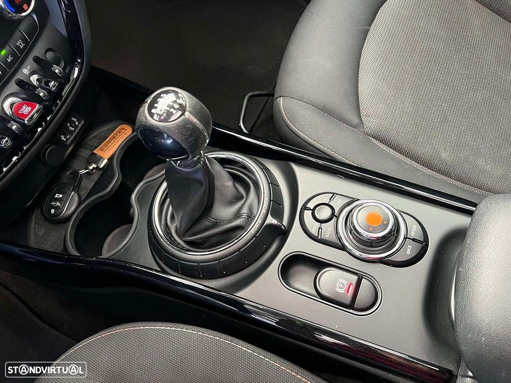 MINI Clubman One D - 17