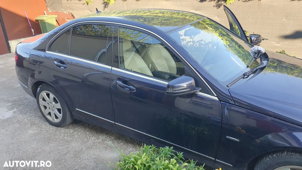 Mercedes-Benz C 250 CDI 4M BlueEFFICIENCY - 11