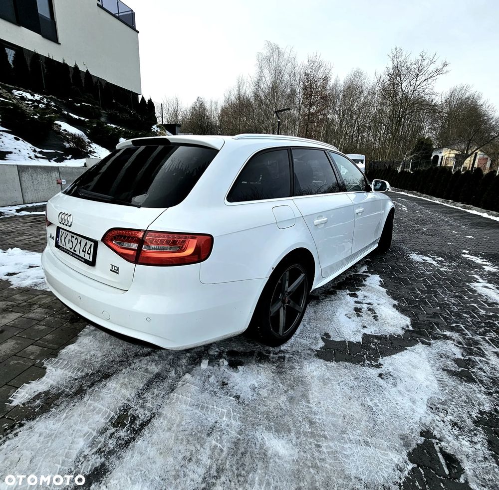 Audi A4 Avant - 10