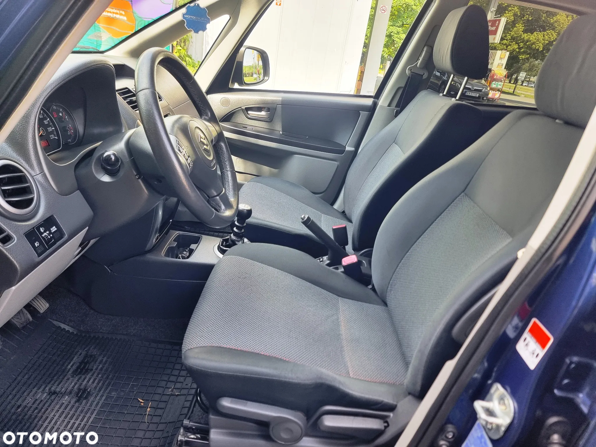 Suzuki SX4 1.9 DDiS 4WD GS / Premium - 11