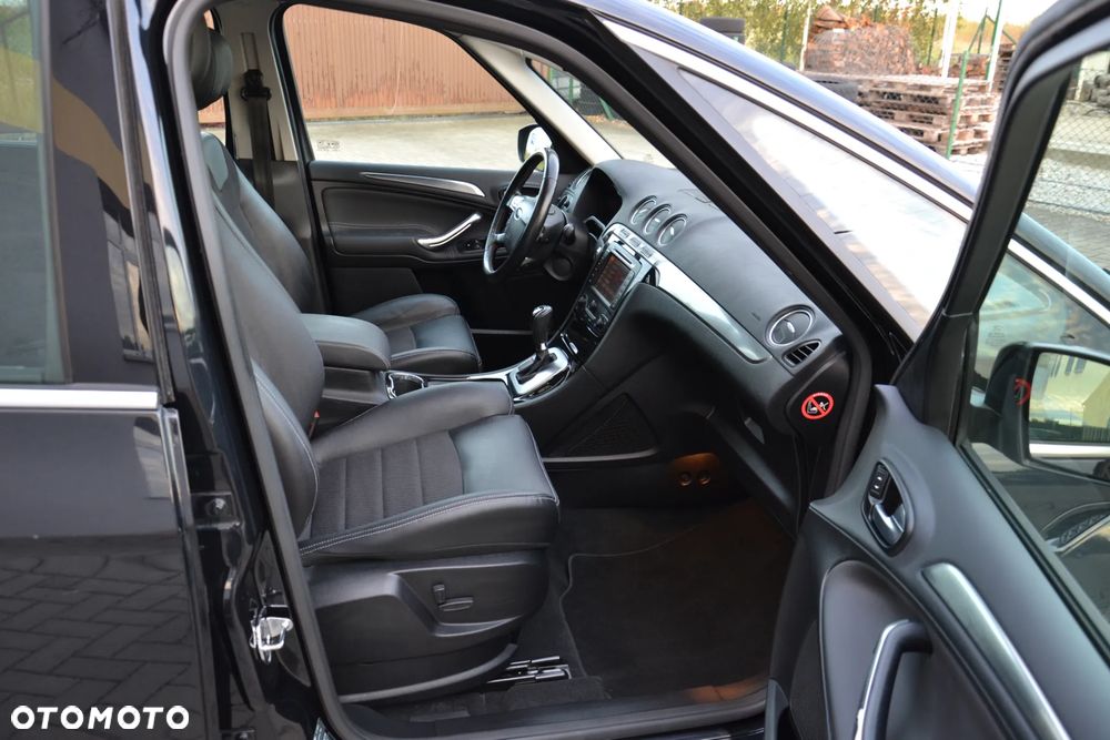 Ford S-Max 2.0 TDCi DPF Titanium - 29