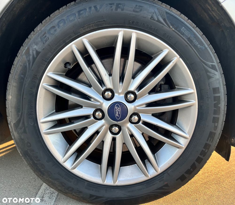 Ford Focus 1.5 EcoBoost SYNC Edition ASS - 27