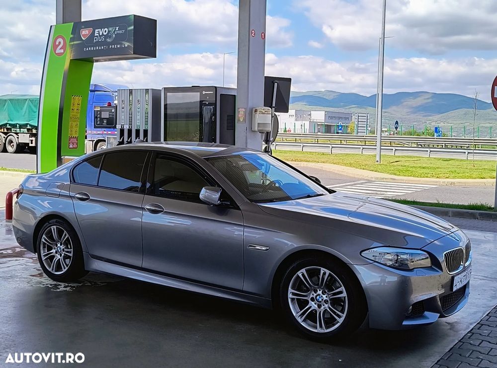 BMW Seria 5 520i Sport-Aut. - 4