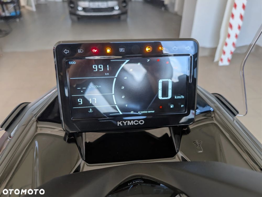 Kymco Downtown - 11