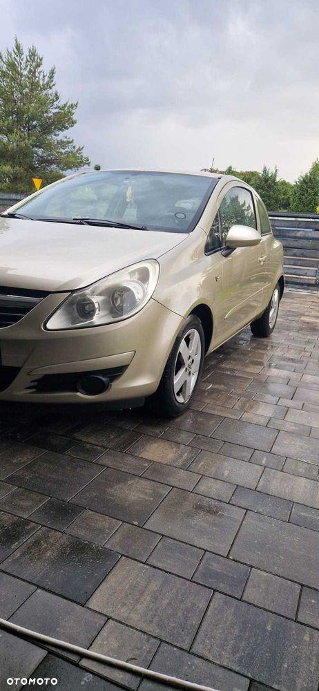 Opel Corsa - 1