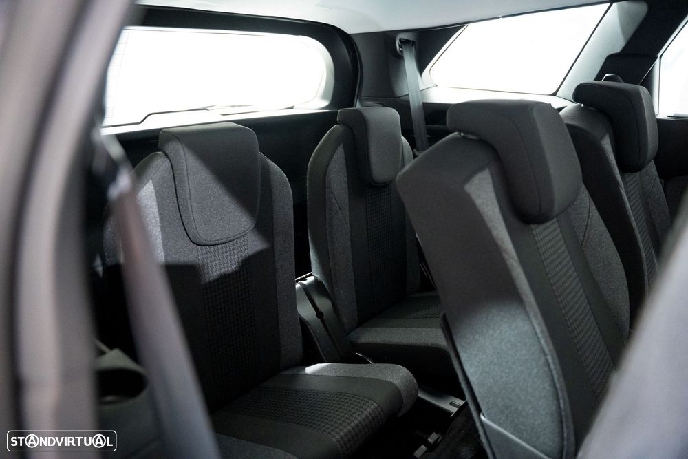 Peugeot 5008 1.2 PureTech Allure EAT8 - 15