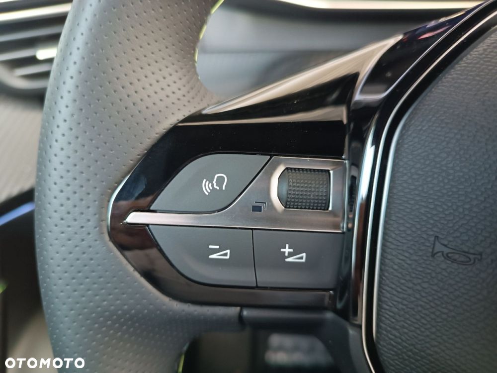 Peugeot 2008 - 18