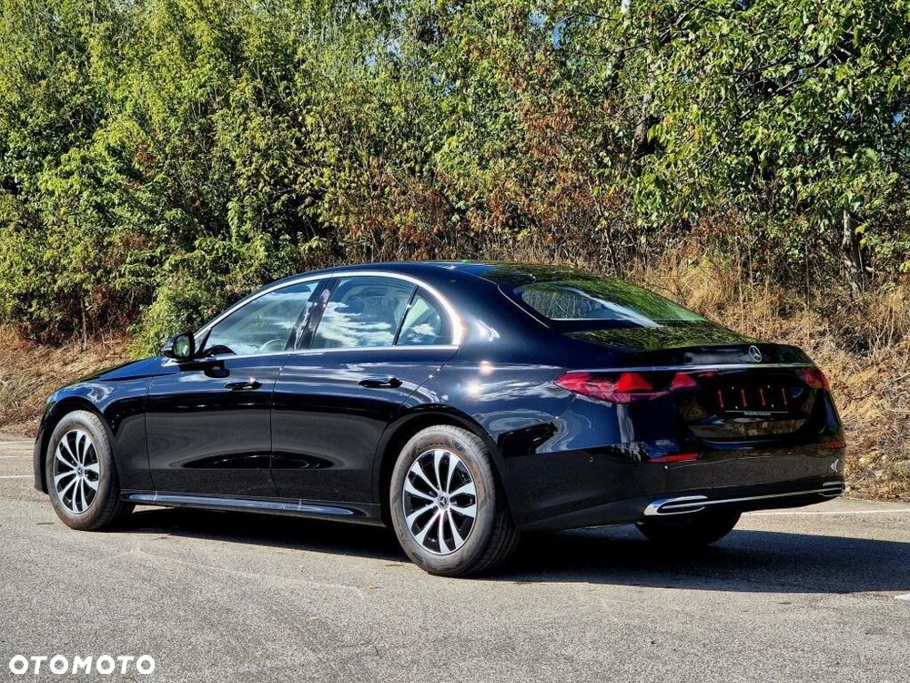 Mercedes-Benz Klasa E 220 d 9G-TRONIC Edition AVANTGARDE - 6