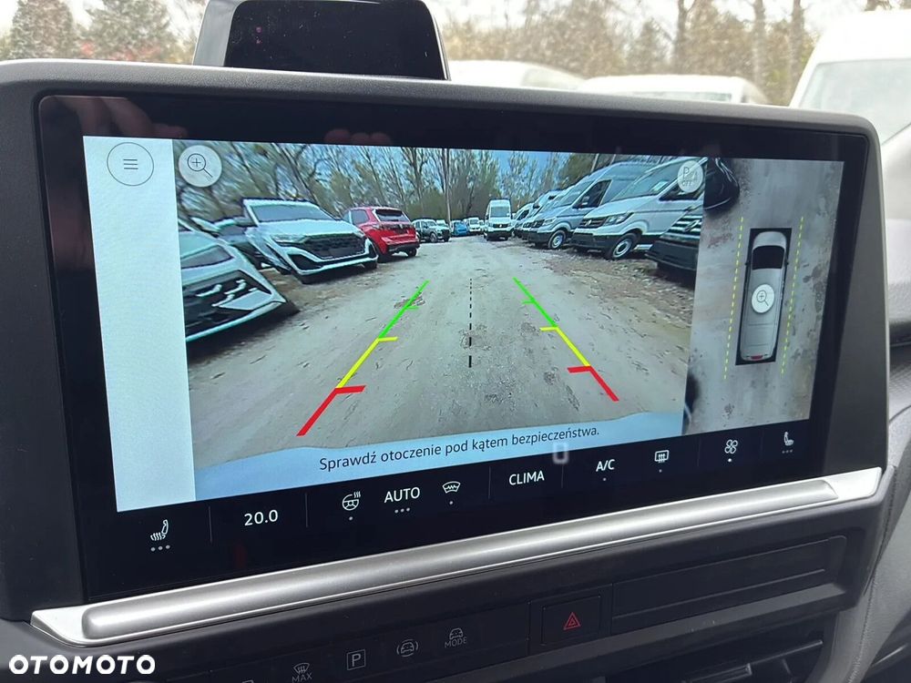 Volkswagen Transporter Kombi L2H1 M1 - 33